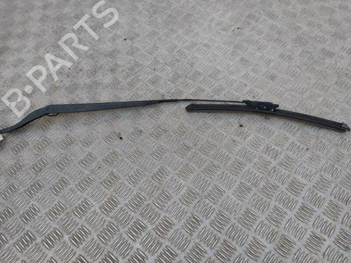 Used Front windshield wiper arm RENAULT MEGANE III Grandtour (KZ0/1) 1.5 dCi (KZ09, KZ0D, KZ1G, KZ29, KZ14, KZ1W, KZ10, KZ1F,... (110 hp) 25355605
