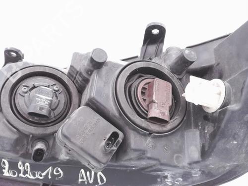 Faro derecho OPEL ZAFIRA A MPV (T98) 2.2 DTI 16V (F75) (125 hp) 25361139