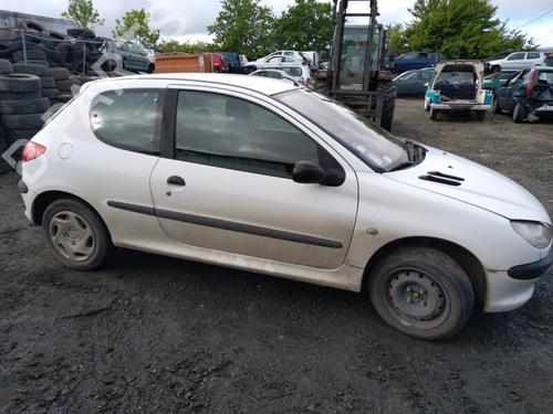 Venstre forlygte PEUGEOT 206 Hatchback (2A/C) 1.4 HDi eco 70 | BP25364889C28 