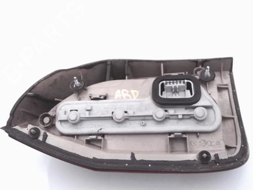 Højre baglygte OPEL ZAFIRA A MPV (T98) 2.2 DTI 16V (F75) (125 hp) 25361138