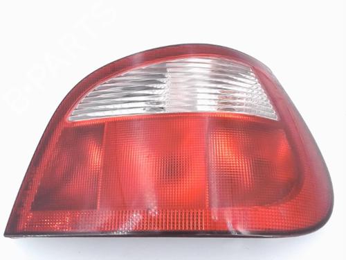 Højre baglygte RENAULT MEGANE I (BA0/1_) 1.6 16V (BA04, BA0B, BA11, BA1J, BA16, BA19, BA1K, BA1V,... (107 hp) 25369992