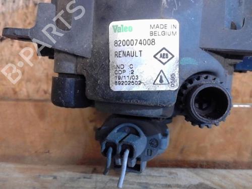 Used Right front fog light RENAULT MEGANE II (BM0/1_, CM0/1_) 1.5 dCi (BM02, BM13, BM2A, CM02, CM13) (101 hp) 25373300