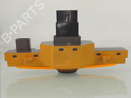 Used Warning switch Warning switch KIA CARENS III MPV (UN) 2.0 CRDi 140 (140 hp) 25370721 25370721