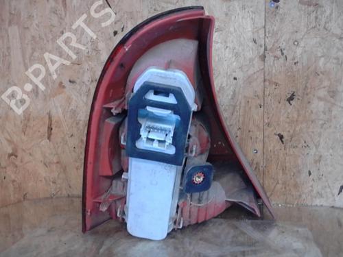 Używane Lampa tylna prawa RENAULT CLIO II (BB_, CB_) 1.5 dCi (B/CB07) (65 hp) 25359206