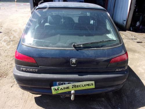 Left taillight PEUGEOT 306 Hatchback (7A, 7C, N3, N5) 1.9 D | BP25359486C34 