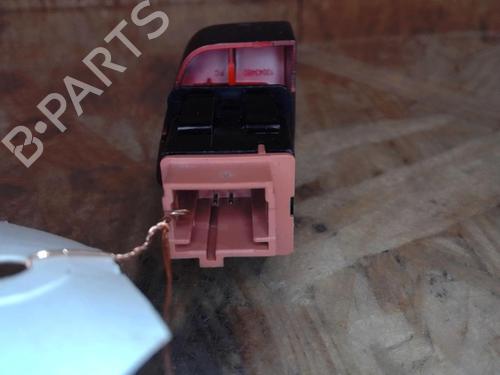 Used Warning switch PEUGEOT 5008 (0U_, 0E_) 1.6 HDi (110 hp) 25355795
