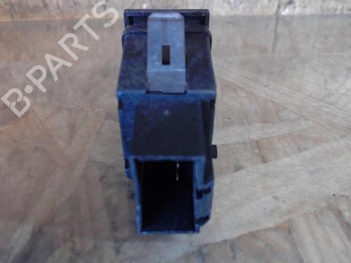 Used Warning switch Warning switch VW POLO IV (9N_, 9A_) 1.4 TDI (75 hp) 25358442 25358442