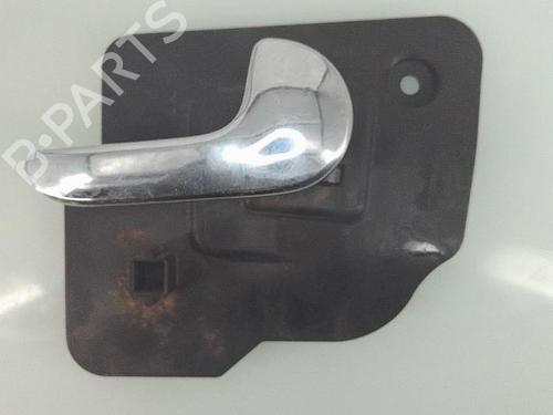 Høyre foran invendig håndtak OPEL MERIVA A MPV (X03) 1.3 CDTI (E75) (75 hp) 25870972
