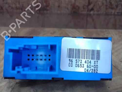 Used Switch PEUGEOT 1007 (KM_) 1.4 HDi (68 hp) 25362062