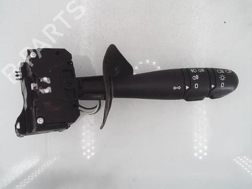 Commutateur RENAULT CLIO II (BB_, CB_) 1.4 16V (B/CB0P, BB13) (98 hp) 25353851