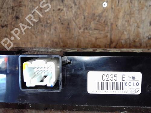 display-monitor-mazda-5-cr-2005-2006-2007-2008-2009-2010-25351737 main image