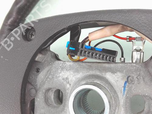 Steering wheel CHEVROLET CAPTIVA (C100, C140) 2.0 D 4WD | BP29848171C49 
