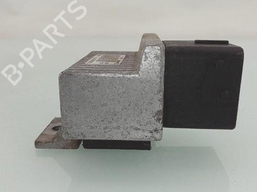 Used Electronic module Electronic module RENAULT SCÉNIC III (JZ0/1_) 1.5 dCi (JZ02, JZ0R) (95 hp) 29425006 29425006
