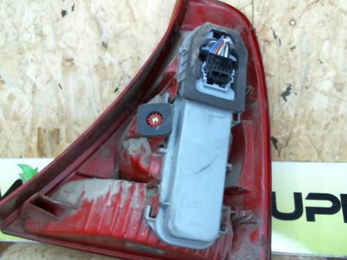 Achterlicht links RENAULT CLIO II (BB_, CB_) 1.5 dCi (B/CB07) (65 hp) 25373815