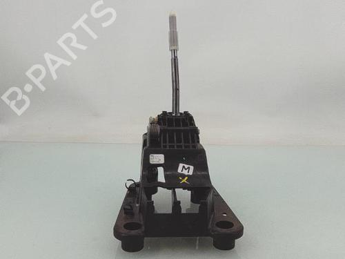 Gear lever PEUGEOT 208 I (CA_, CC_) 1.2 VTI 82 | BP28710013M90