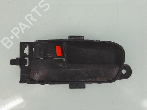 Used Front left interior door handle SUZUKI GRAND VITARA II (JT, TE, TD) 1.9 DDiS All-wheel Drive (JT419, TD44, JB419WD, JB419XD,... (129 hp) 25356271