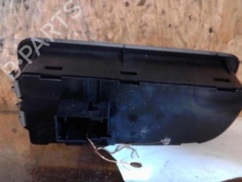 Used Headlight switch Headlight switch ALFA ROMEO MITO (955_) 1.6 JTDM (955AXC1B) (120 hp) 25373381 25373381