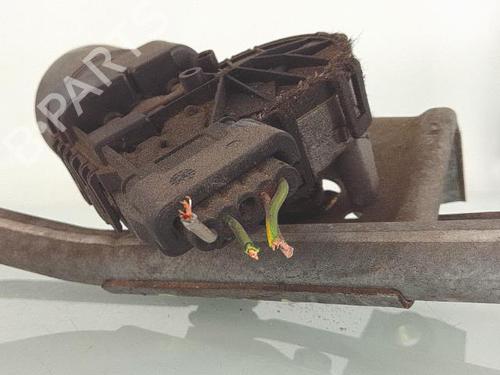 Used Front wiper motor Front wiper motor PEUGEOT 206 Hatchback (2A/C) 1.4 HDi eco 70 (68 hp) 26231965 26231965