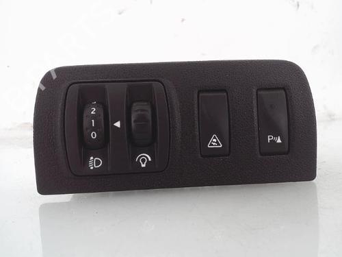 Used Headlight switch RENAULT MEGANE III Grandtour (KZ0/1) 1.5 dCi (KZ09, KZ0D, KZ1G, KZ29, KZ14, KZ1W, KZ10, KZ1F,... (110 hp) 25368426