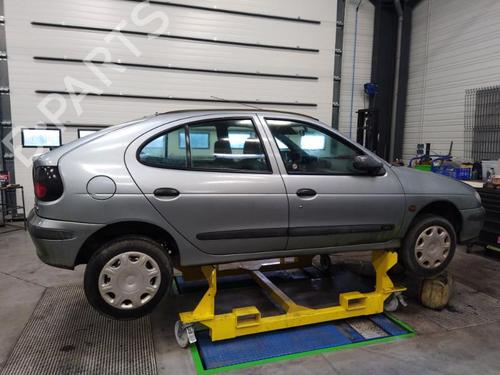 Højre forlygte RENAULT MEGANE I (BA0/1_) 1.9 D Eco (BA0A, BA0U, BA0R) | BP25371483C29 