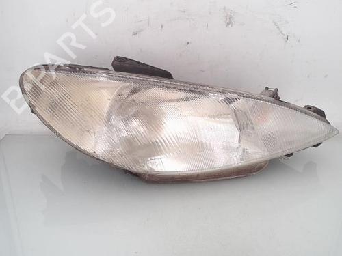 Used Right headlight PEUGEOT 206 Hatchback (2A/C) 1.4 HDi eco 70 (68 hp) 25350050