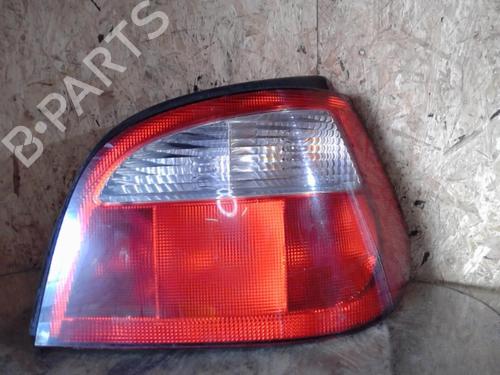 right-taillight-renault-megane-i-ba01_-1995-1996-1997-1998-1999-2000-2001-2002-2003-2004-25364883 main image