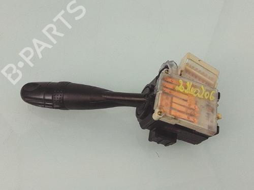 Used Switch Switch TOYOTA RAV 4 II (_A2_) 2.0 D 4WD (CLA20_, CLA21_, CLA20R, CLA21R) (116 hp) 25352789 25352789