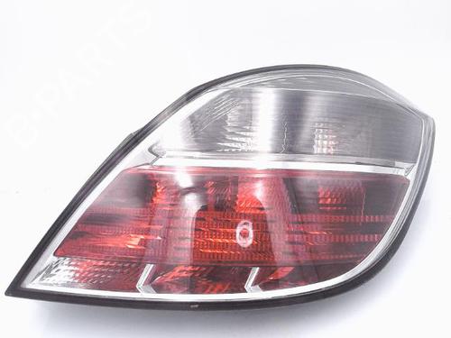 Højre baglygte OPEL ASTRA H (A04) 1.7 CDTI (L48) (110 hp) 25363836