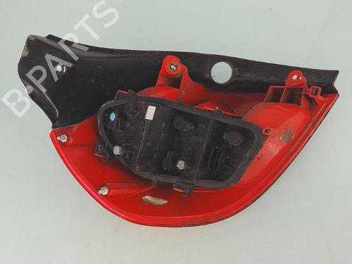 right-taillight-renault-clio-iii-br01-cr01-2005-2006-2007-2008-2009-2010-2011-2012-2013-2014-25362683 main image