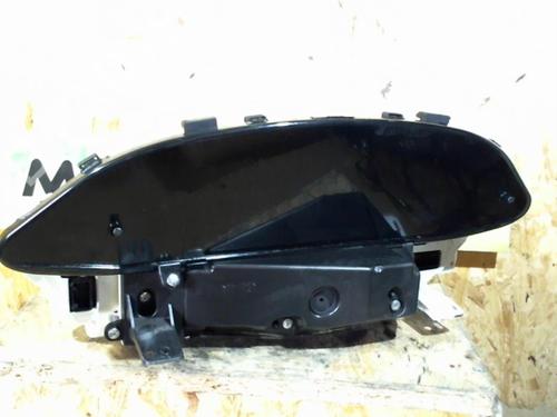 Used Instrument cluster Instrument cluster TOYOTA YARIS (_P9_) 1.4 D-4D (NLP90_, NLP90R) (90 hp) 25373875 25373875