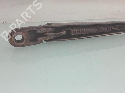 Used Front windshield wiper arm Front windshield wiper arm 38982331 38982331