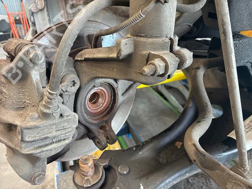 right-front-steering-knuckle-citroen-c3-iii-sx-2016-38954957 main image