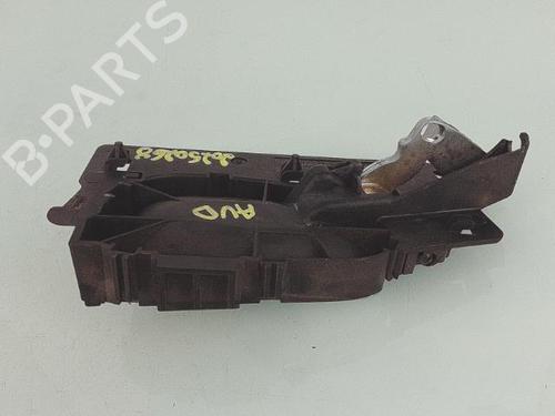 Used Front left interior door handle Front left interior door handle PEUGEOT 307 (3A/C) 2.0 HDi 110 (107 hp) 27663647 27663647