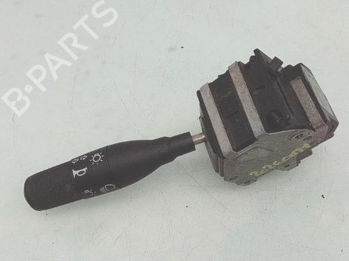 Interruttore Interruttore RENAULT CLIO I (B/C57_, 5/357_) 1.2 (5/357Y, 5/357K) (58 hp) 33237714 33237714