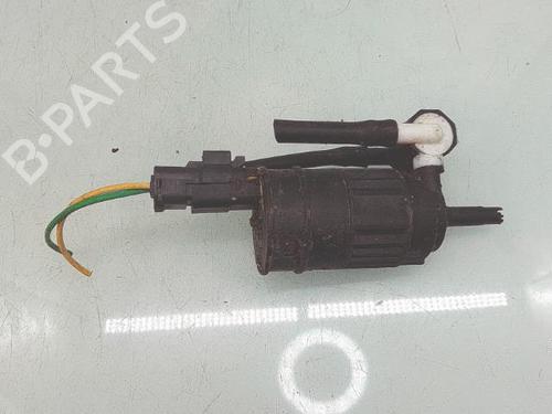 Used Washer pump Washer pump RENAULT CLIO II (BB_, CB_) 1.2 16V (BB05, BB0W, BB11, BB27, BB2T, BB2U, BB2V, CB05,... (75 hp) 32135866 32135866