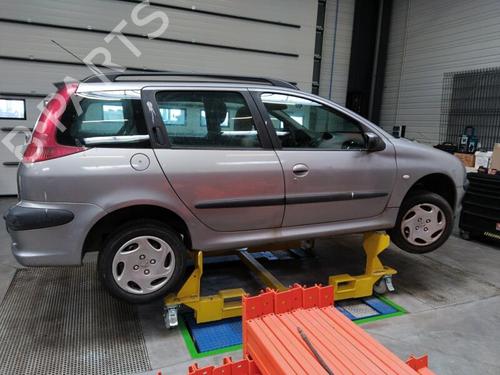 Right taillight PEUGEOT 206 SW (2E/K) 1.4 | BP25366544C35 