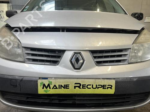 Left headlight RENAULT SCÉNIC II (JM0/1_) 1.5 dCi (JM02, JM13) | BP25353647C28 