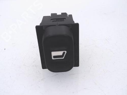 Used Right front window switch Right front window switch CITROËN XSARA Coupe (N0) 1.4 i (75 hp) 25372501 25372501
