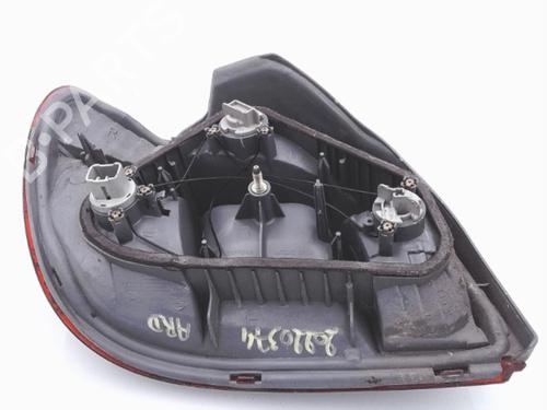 right-taillight-toyota-yaris-_p1_-1999-2000-2001-2002-2003-2004-2005-25354897 main image