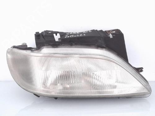 Used Right headlight Right headlight CITROËN XSARA Break (N2) 1.9 D (70 hp) 25351147 25351147