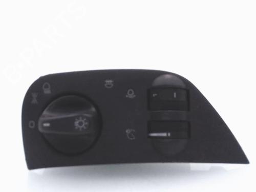 Used Headlight switch VW POLO III (6N1) 60 1.4 (60 hp) 25366048