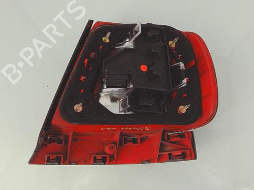 left-taillight-audi-a4-b5-8d2-1994-1995-1996-1997-1998-1999-2000-2001-25363095 main image