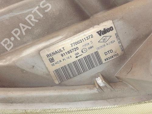 Right headlight RENAULT TRAFIC II Van (FL) 1.9 dCi 80 (FL0B) | BP26273729C29 