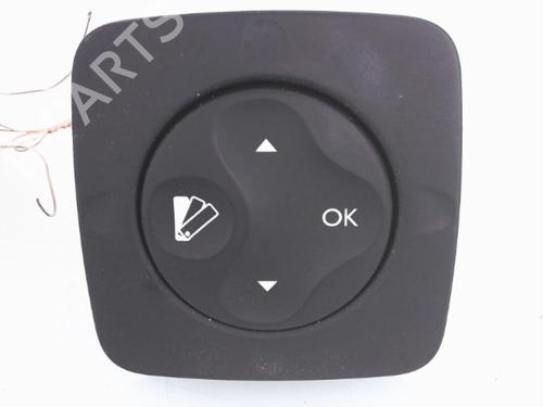Used Switch RENAULT SCÉNIC III (JZ0/1_) 1.5 dCi (110 hp) 25369877