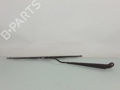 Used Front windshield wiper arm CITROËN XSARA (N1) 1.4 i (75 hp) 27154124