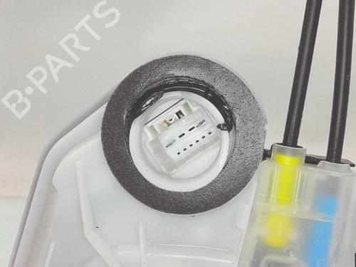 rear-left-lock-toyota-aygo-_b4_-2014-34538126 main image