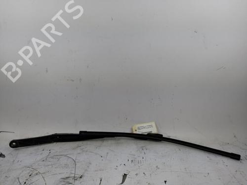 Used Front windshield wiper arm VW POLO V (6R1, 6C1) 1.6 TDI (90 hp) 25357853