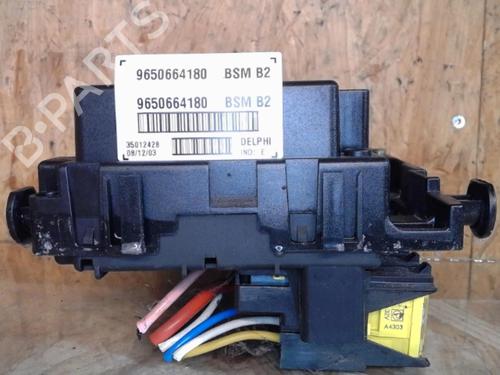 Fuse box PEUGEOT 206 Hatchback (2A/C) 1.4 HDi eco 70 | BP25359243E1