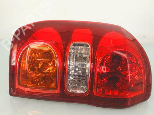 Used Left taillight TOYOTA RAV 4 II (_A2_) 2.0 D 4WD (CLA20_, CLA21_, CLA20R, CLA21R) (116 hp) 25371291
