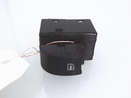 Used Right rear window switch RENAULT KOLEOS I (HY_) 2.0 dCi (HY0K) (150 hp) 25369928